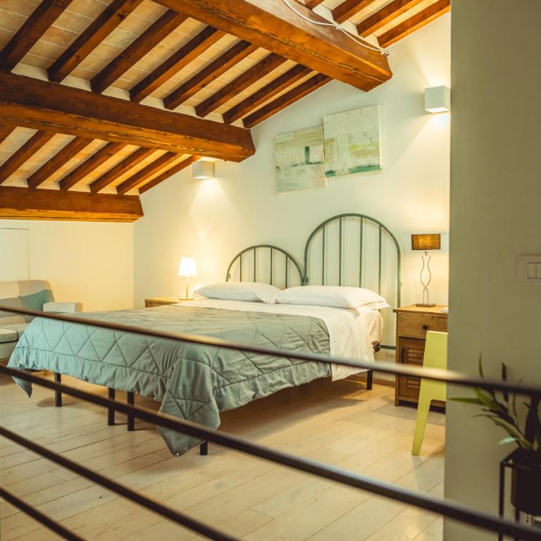 Guesthouse Via Di Gracciano - Adults Only - Camera Matrimoniale con Bagno Privato - 10