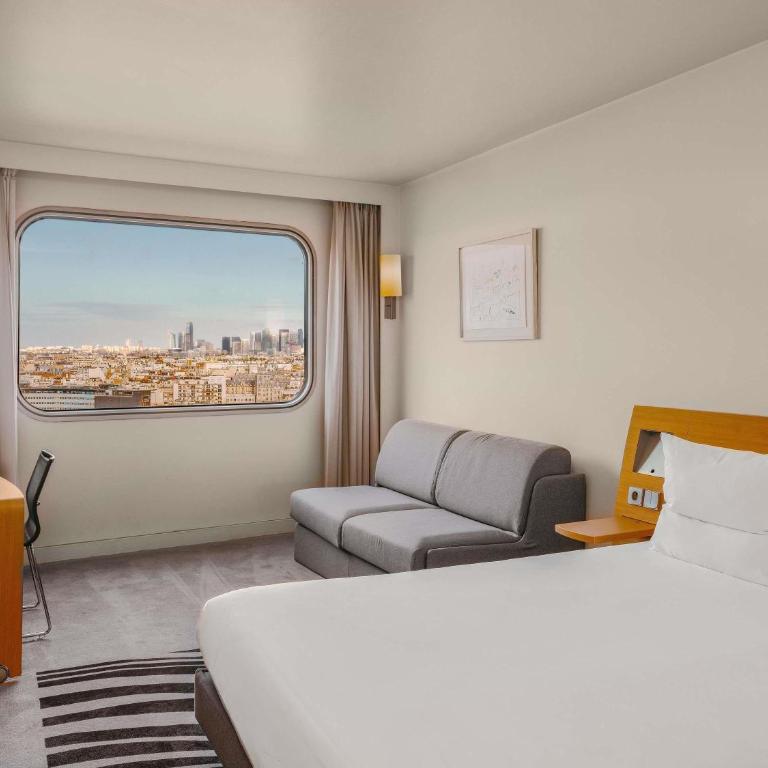 Novotel Paris Centre Tour Eiffel - Chambre Lit Queen-Size Supérieure avec Canapé-Lit - 1
