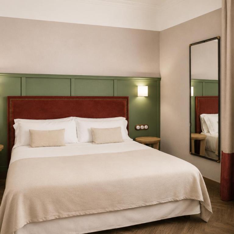 Honest Sevilla Hotel - Interior Double Room - 1
