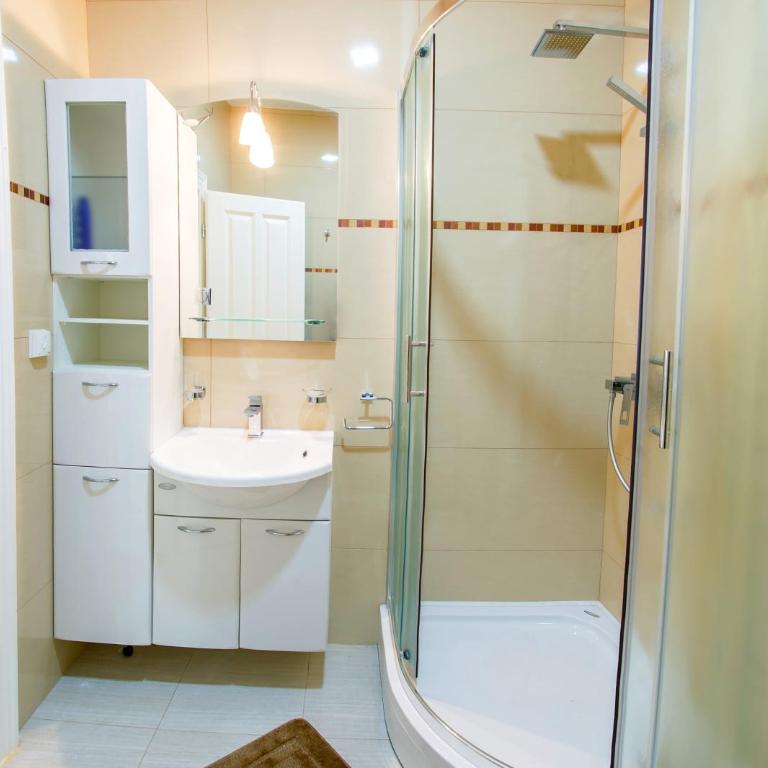 Biosphere Luxury Stay - Three-Bedroom Apartment - 28