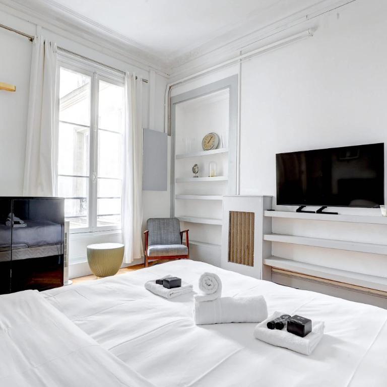 Luxueux appartement Parisien Avenue des Champs-Elysees - Appartement - 11