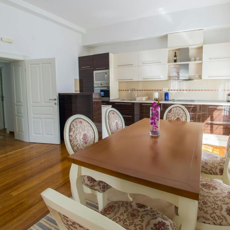 Biosphere Luxury Stay - Three-Bedroom Apartment - 24