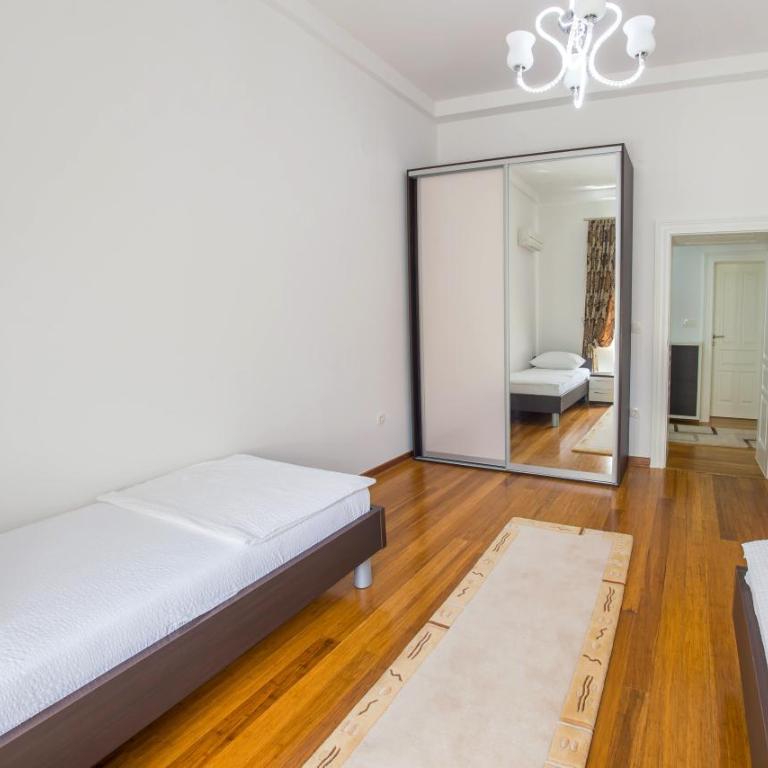 Biosphere Luxury Stay - Three-Bedroom Apartment - 21