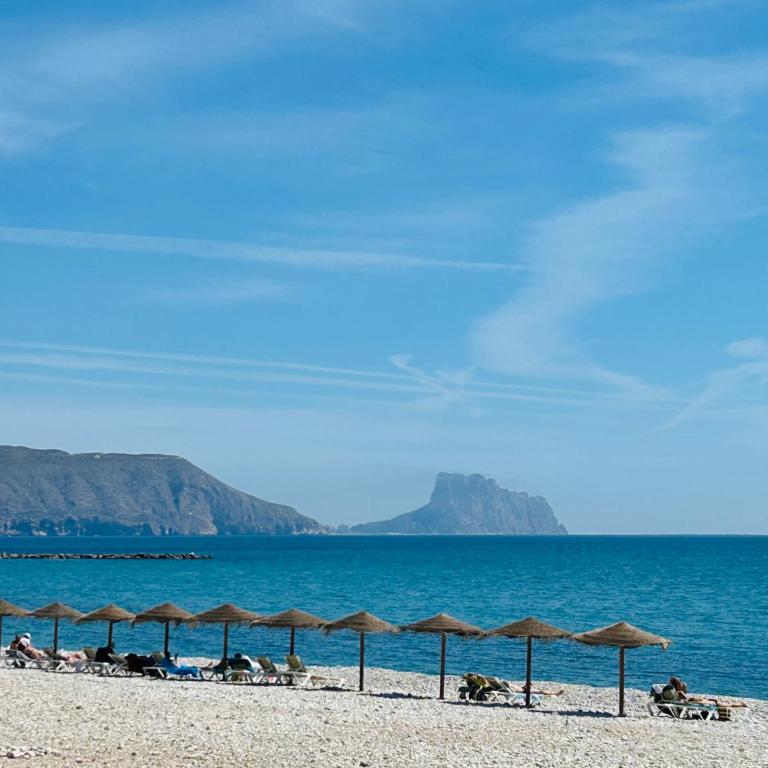 A pie de playa con Parking Privado y Workspace By DelucaCo - Apartamento de 1 dormitorio con vistas al mar - 34