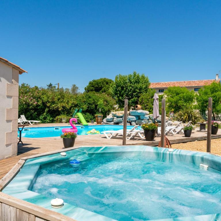 Mas Delorme 2 - Appartement 1 Chambre - Vue sur Jardin - 22