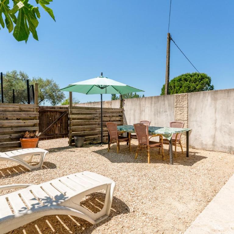 Mas Delorme 2 - Appartement 1 Chambre - Vue sur Jardin - 15