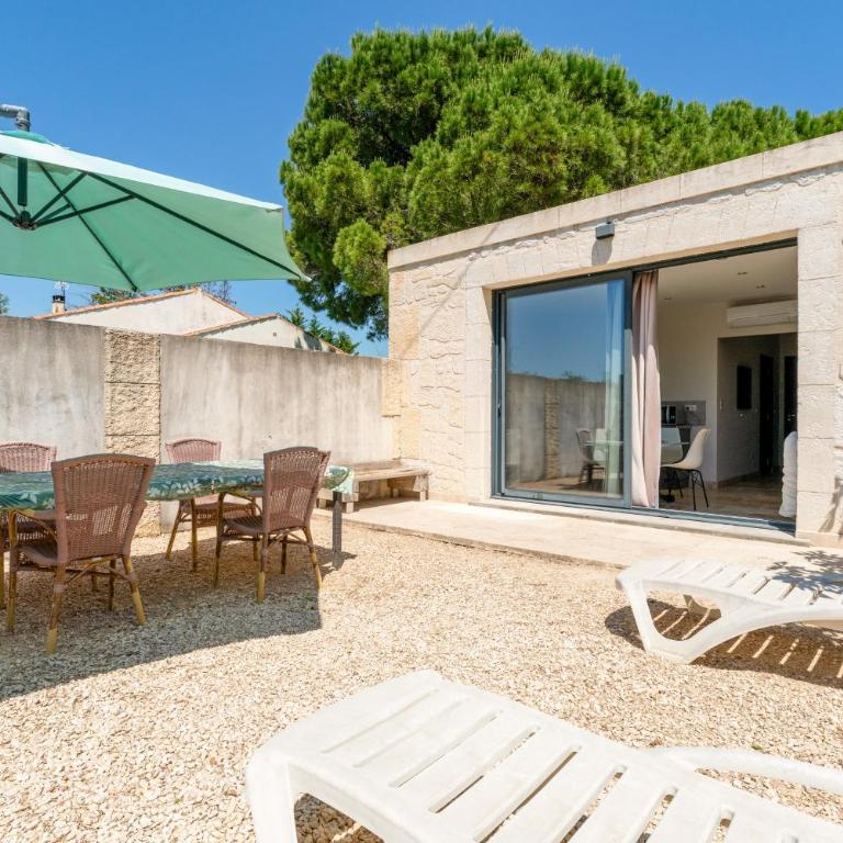 Mas Delorme 2 - Appartement 1 Chambre - Vue sur Jardin - 16
