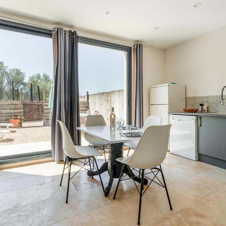 Mas Delorme 2 - Appartement 1 Chambre - Vue sur Jardin - 3