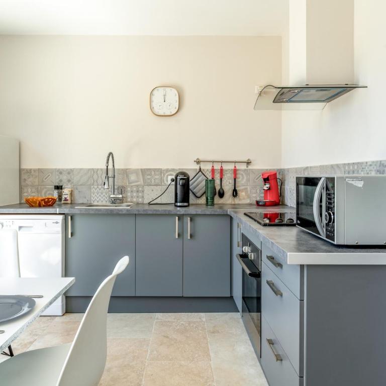 Mas Delorme 2 - Appartement 1 Chambre - Vue sur Jardin - 4