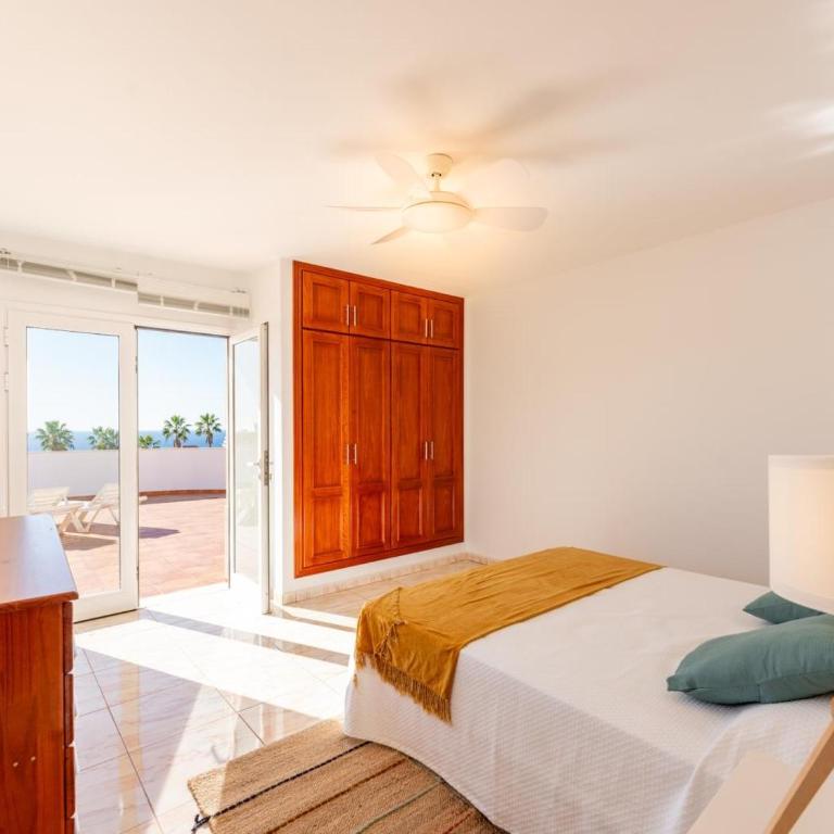 Villa Evita Private Pool, Jacuzzi & Sea views - Villa - 75