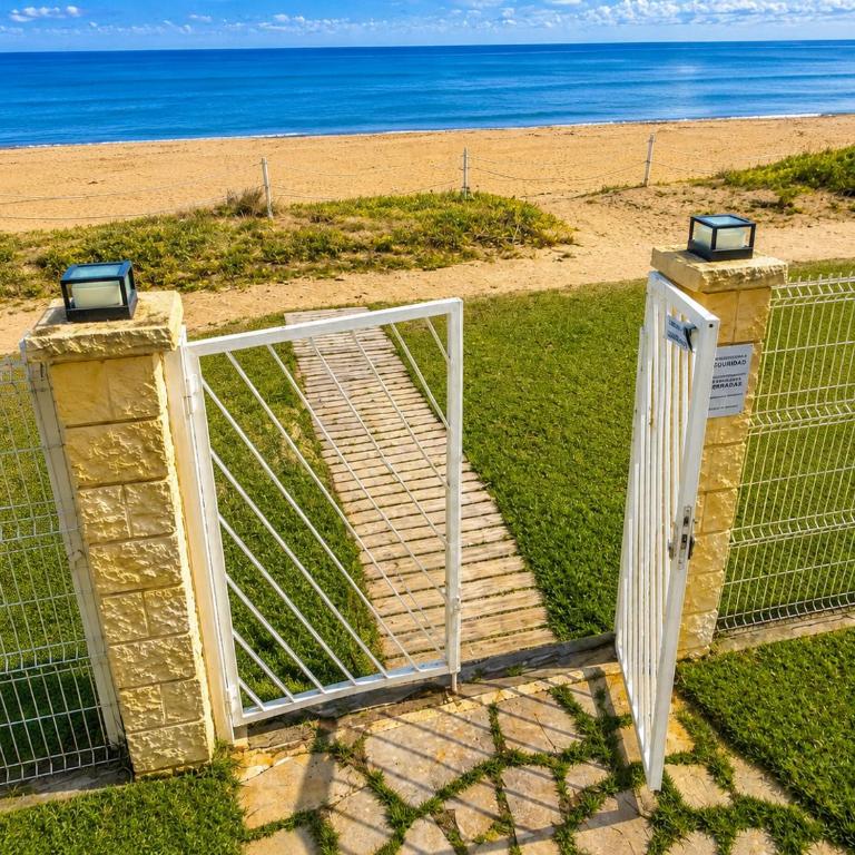 Apartamento Caleta en Dénia primera línea con pista de pádel, piscina y vistas al mar by Family Homes Rentals - Appartement 2 Chambres avec Terrasse et Vue sur la Mer - 1