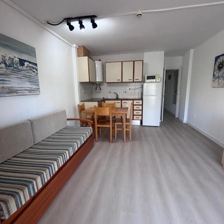 Zeus Sant Jordi - Apartamento de 1 dormitorio - 8