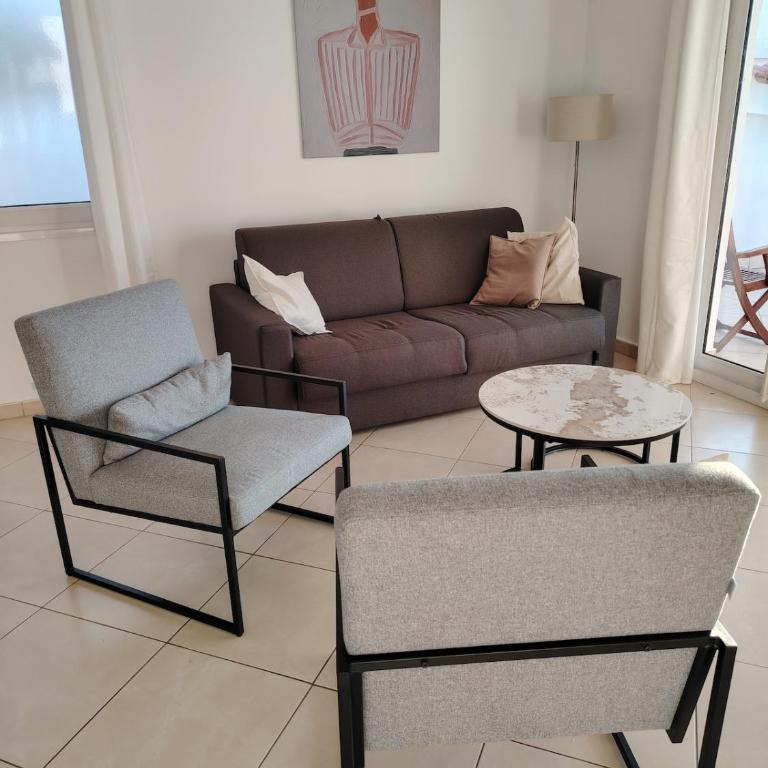 Belle villa de plain pied avec amarre 12,5 m - Villa - 6