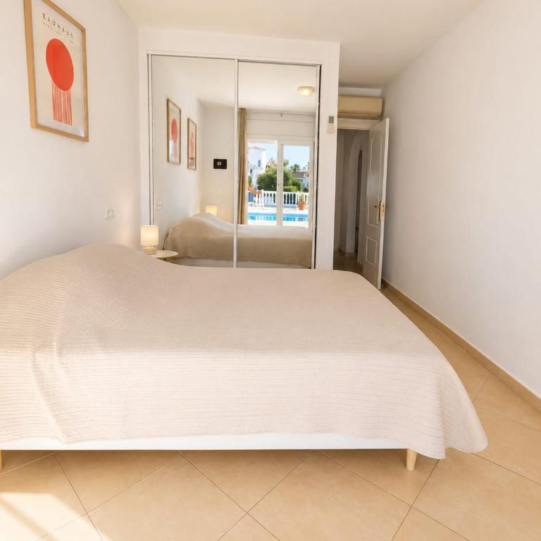 Belle villa de plain pied avec amarre 12,5 m - Villa - 22