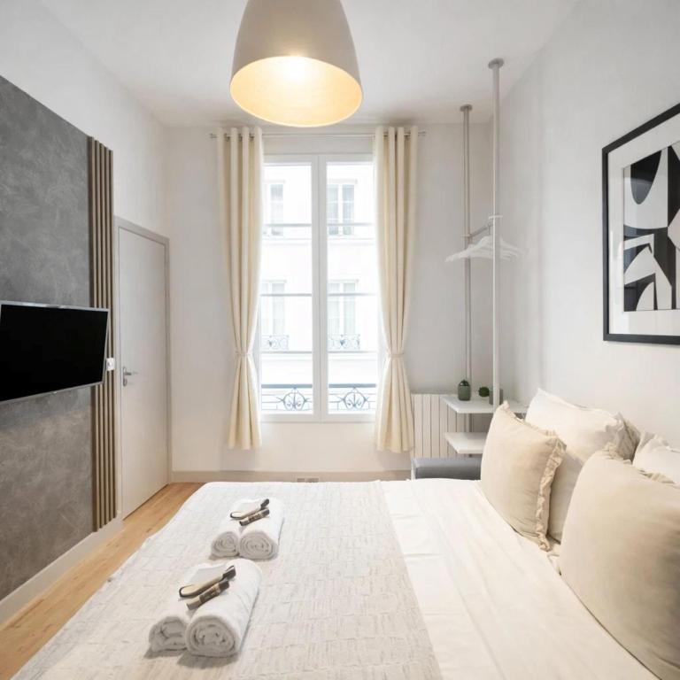 Champs-Elysees stunning family flat - Apartment - 15