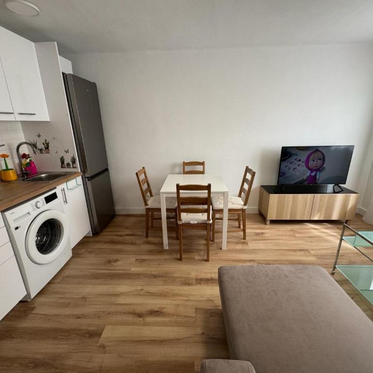 Roger Apartamentos - One-Bedroom Apartment - 6