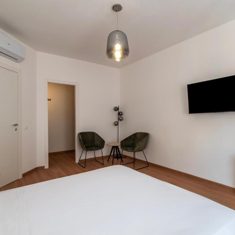 JOIVY Vatican Porta Fabbrica 63 - Appartamento con 2 Camere da Letto e Balcone - 13
