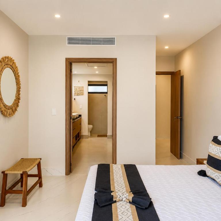 Luxury Retreat in Puerto Cancun with Rooftop Pool - Three-Bedroom Premium Apartment - 18