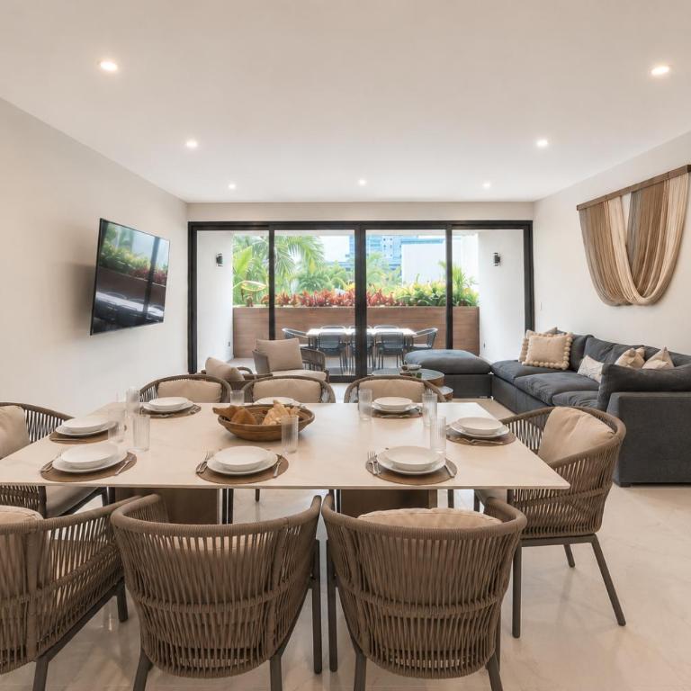 Luxury Retreat in Puerto Cancun with Rooftop Pool - Three-Bedroom Premium Apartment - 21