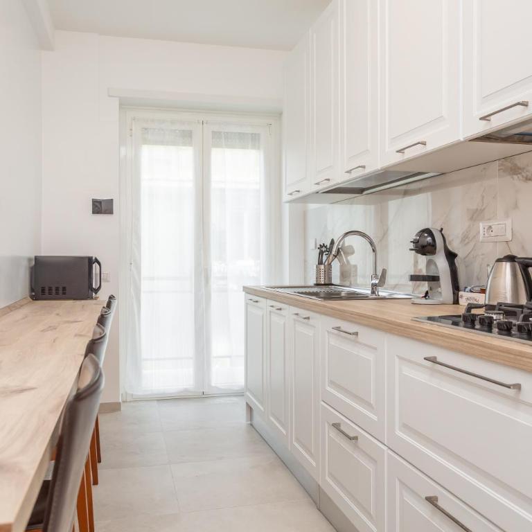 Cornelia Apartment Near Metro A - Appartamento con 2 Camere da Letto - 12