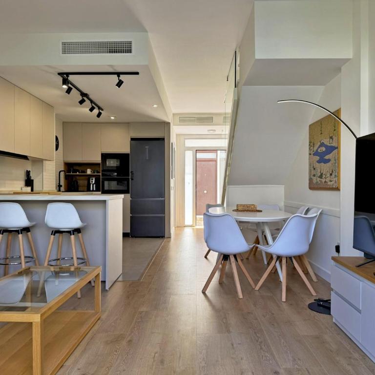 Jardines de Albareda - Ole Solutions - Two-Bedroom Apartment - 15