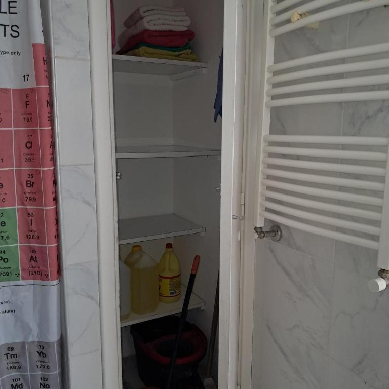 Upper-floor apartment, accessible via stairs - Apartamento de 1 dormitorio - 12