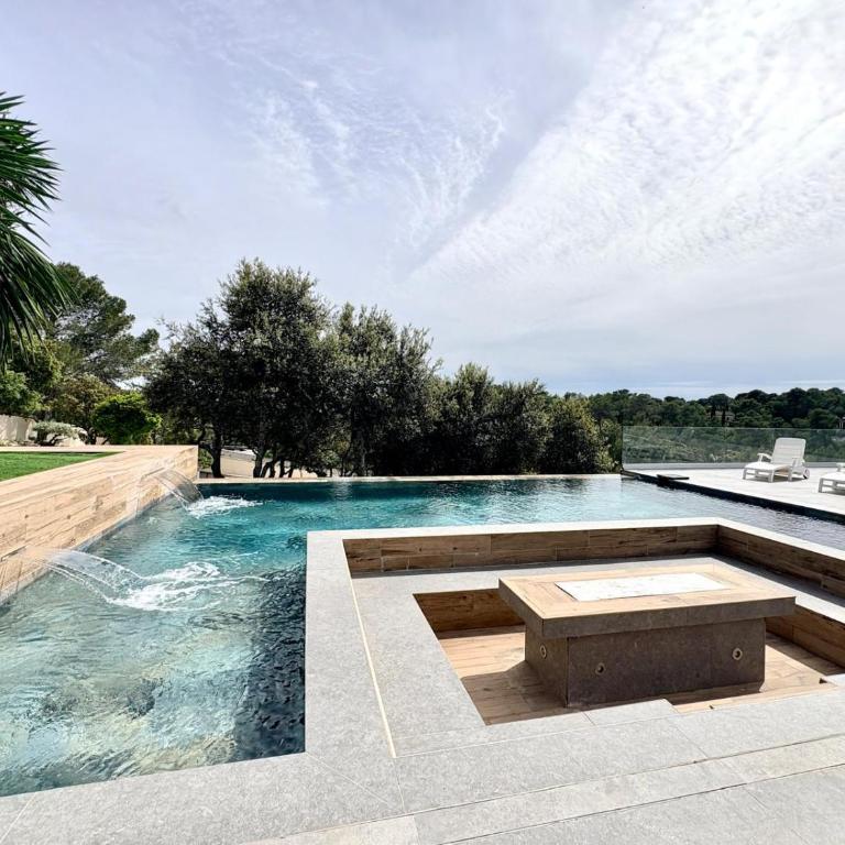 GuestHouse - Piscine & calme - Maison 2 Chambres - 2
