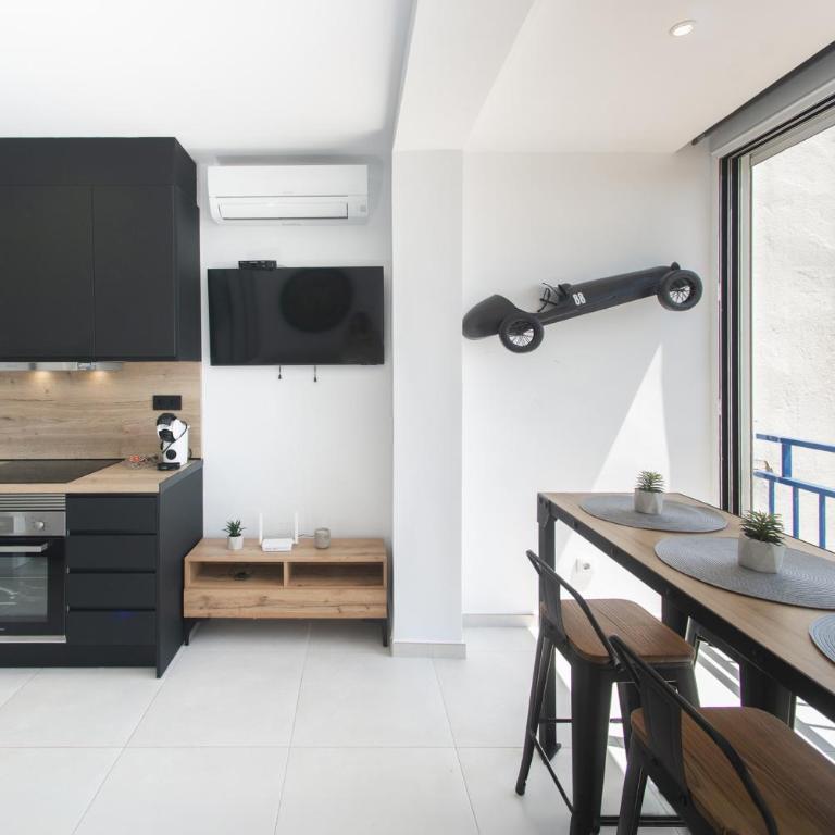 WELCS APARTAMENTO 375 EMP con piscina y parking - Apartamento - 2