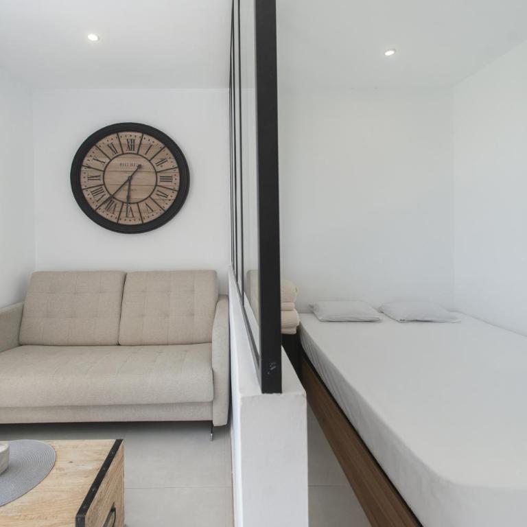 WELCS APARTAMENTO 375 EMP con piscina y parking - Apartamento - 7