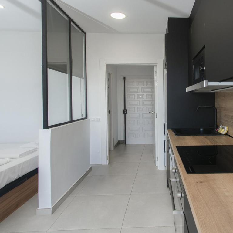 WELCS APARTAMENTO 375 EMP con piscina y parking - Apartamento - 23