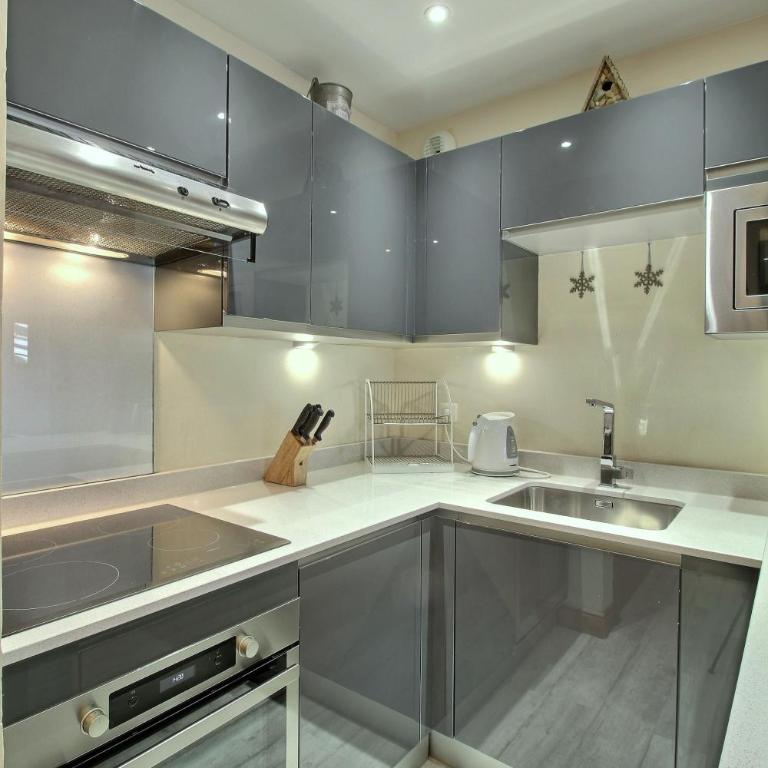 Arc 1950, Appartement 3 chambres Duplex 8 pers, Vue Montagne, Sauna, Hammam, Jacuzzi, Piscine extérieure chauffée - Three-Bedroom Apartment with Mountain View - 14