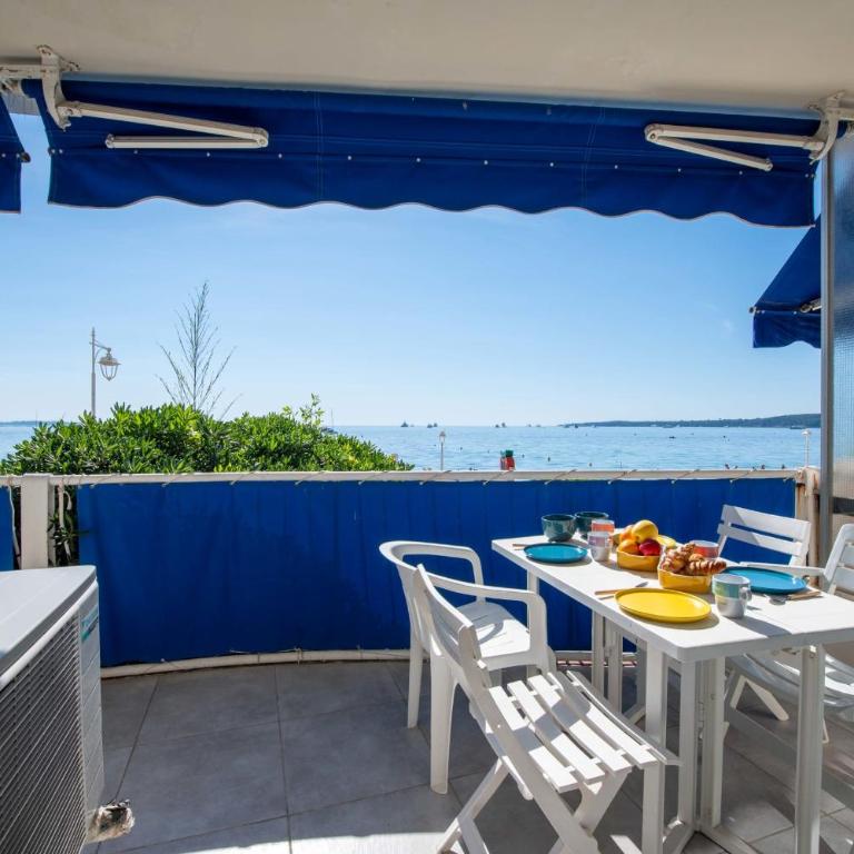 2-Br Seafront Apartment in Cannes - Appartement - 8