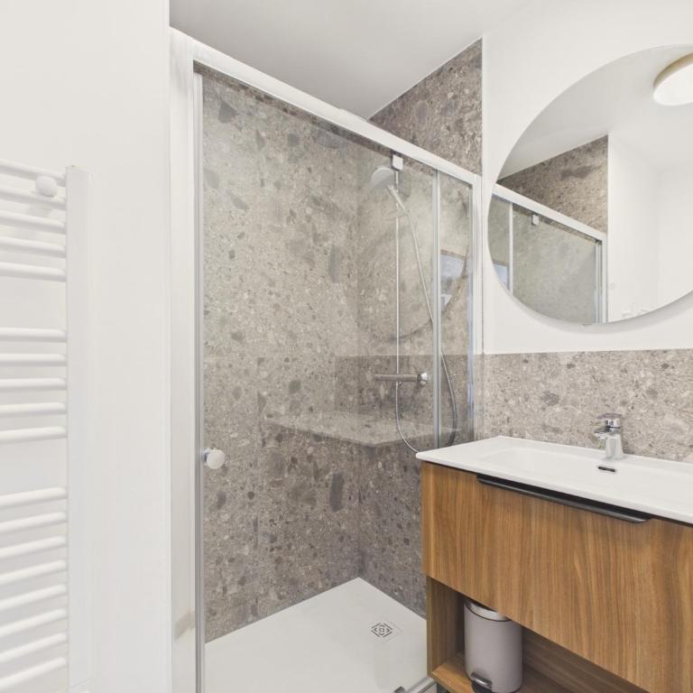 Padang Padang - studio pour 3 - piscine commune - Studio - 11