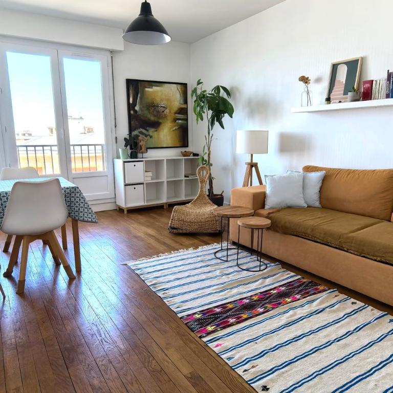 Cozy home with balcony at Lucie&Jeremie Gare - Apartment mit 2 Schlafzimmern und Balkon - 1