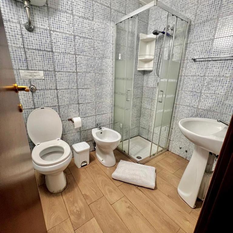 Hotel principe - Camera Deluxe Doppia con Letti Singoli - 8