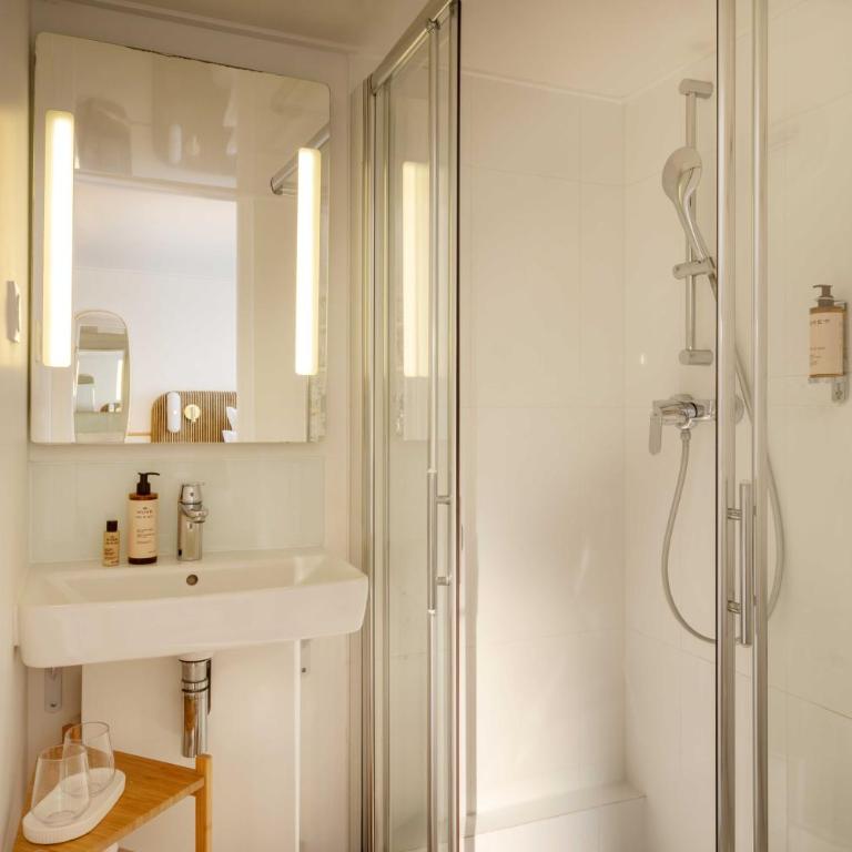 Hôtel Be Onrii - Chambre Double ou Lits Jumeaux Confort - 4