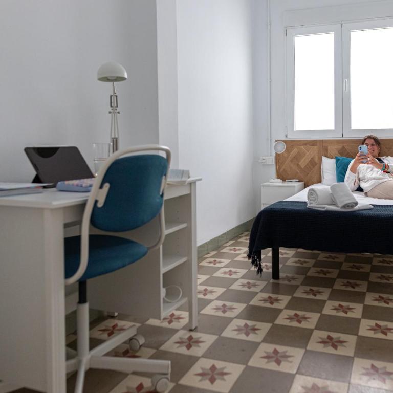 Coliving Ciudad de las Ciencias - Single Room with Shared Bathroom - 4