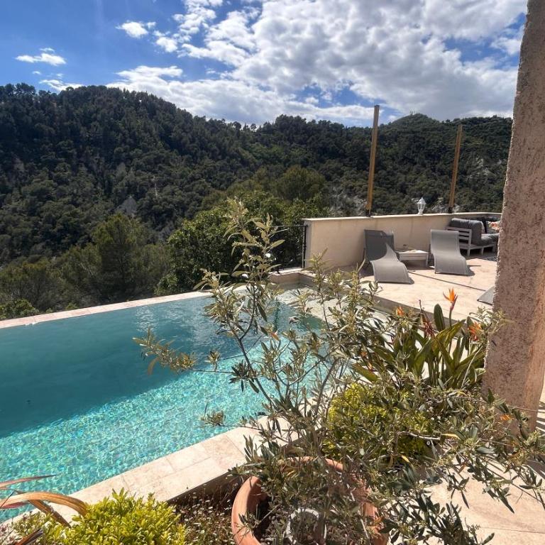 La Casa dela Felicidad Villa piscine privée Près de Nice - Villa con piscina privada - 3
