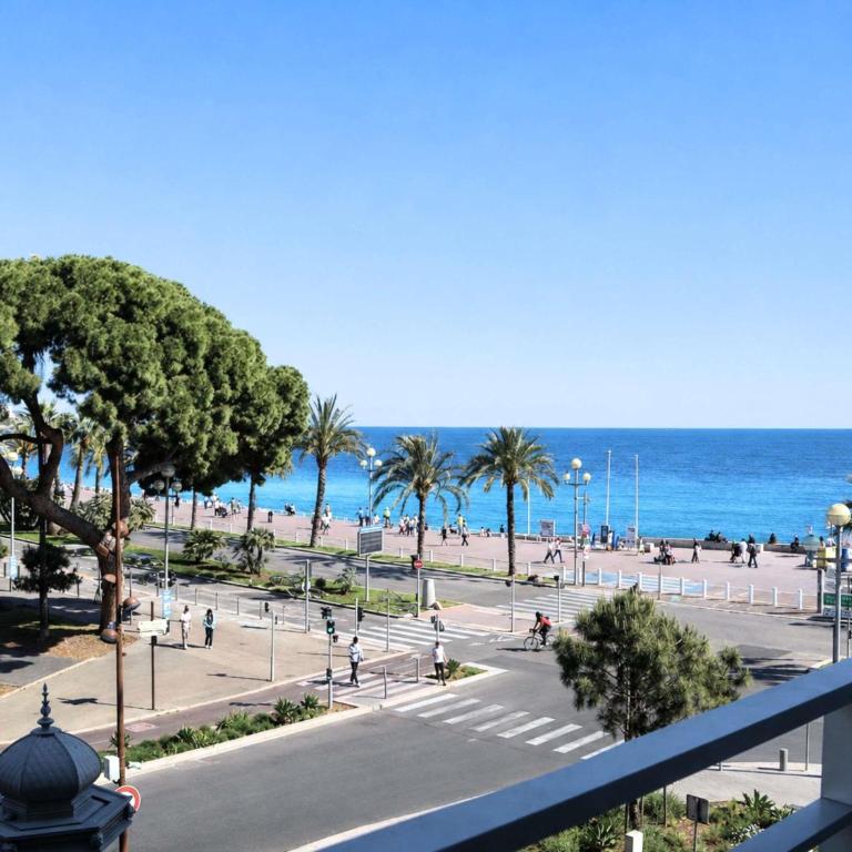 Mercure Nice Promenade Des Anglais - Chambre Privilège - Vue sur Jardin et Mer - 3