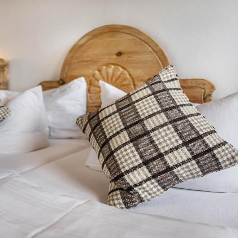 Gästehaus Tanneck mit Hallenbad - Standard Zimmer mit Queensize-Bett - 12