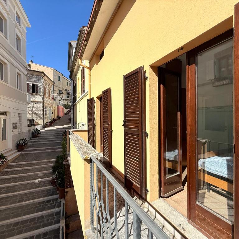 N320 - Numana, deliziosa cielo-terra in centro storico - Appartamento con 2 Camere da Letto - 11