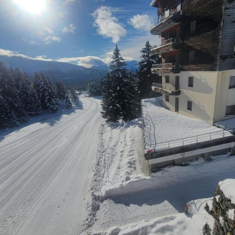 Vue spectaculaire, Appartement T3 pied des pistes, terrasse, parking, 6 pers - Apartamento - 18
