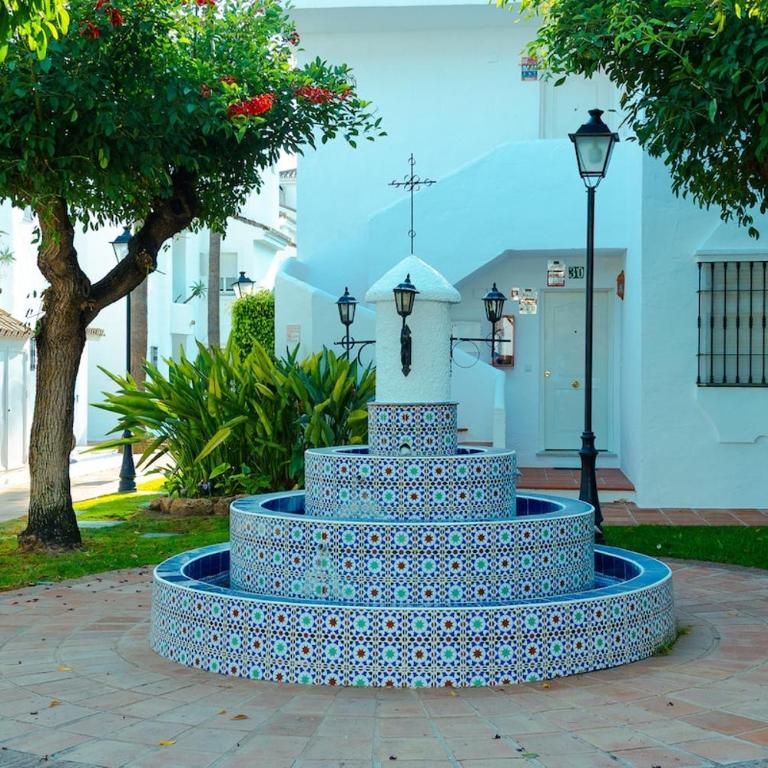 Casa del Mar 2BR Pool Supermarket Close to Puerto Banus and beach - Apartamento de 3 dormitorios - 26