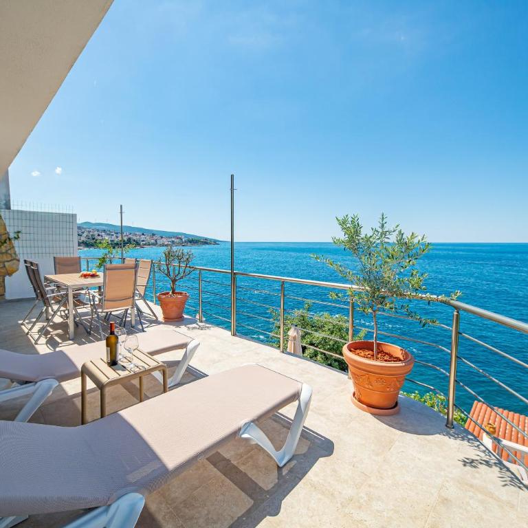 Perfect Seaview Two-bedroom Apartment Tramontana - Superior Apartment mit 2 Schlafzimmern - 1
