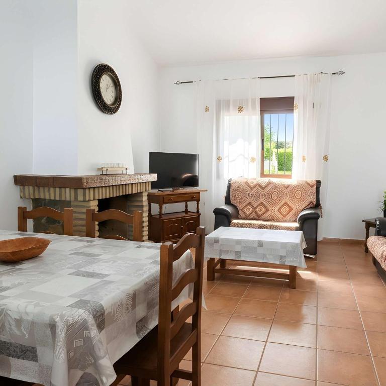 Chalet con piscina privada no permitimos grupos de jovenes - Ferienhaus - 12