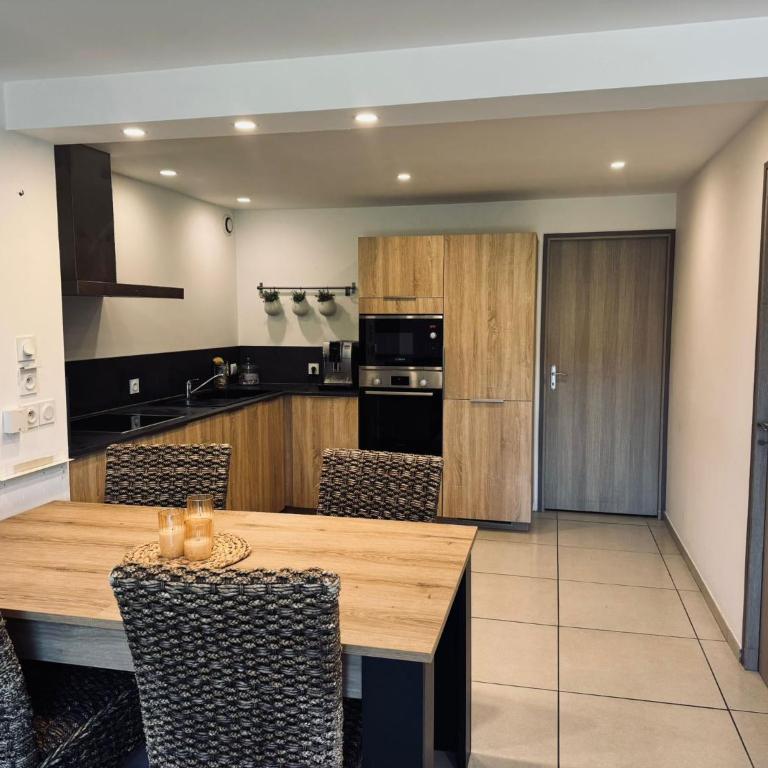 Charmant bas de villa - Apartamento de 2 dormitorios - 10