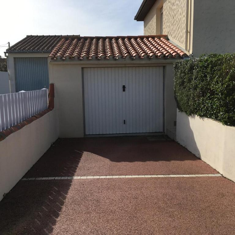 APPARTEMENT SPACIEUX et LUMINEUX AVEC GRAND GARAGE - Appartement 3 Chambres - 17