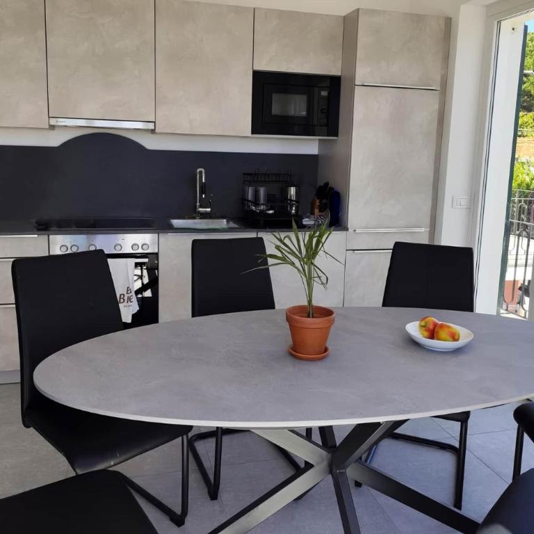 Villa Gabriella - Appartamento con 2 Camere da Letto - 3