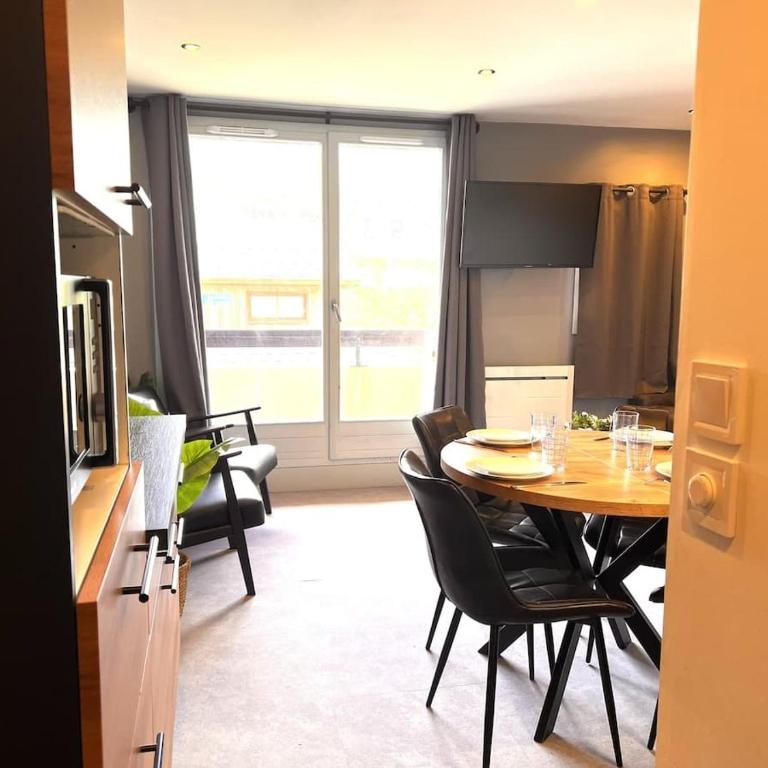 Balcon des Neiges - Appartement avec Vue sur la Montagne - 2