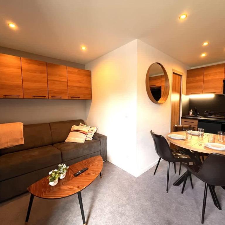 Balcon des Neiges - Appartement avec Vue sur la Montagne - 11